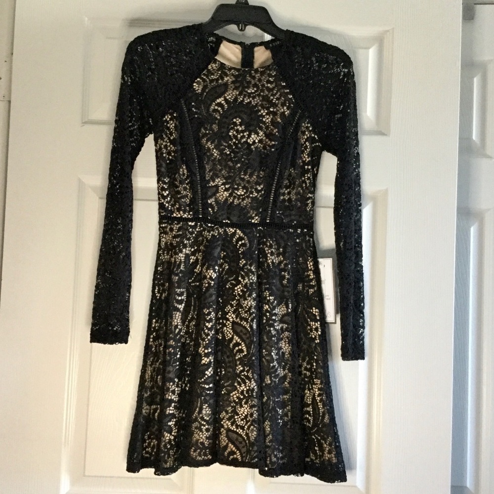 Black & Cream Long Sleeve Lace Dress